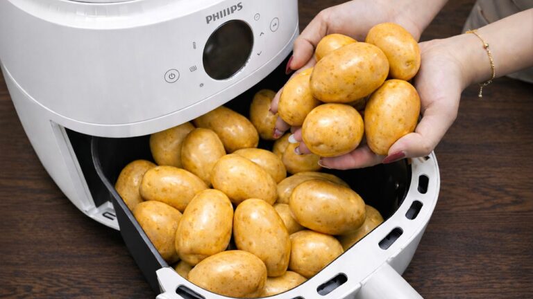 10 Useful Kitchen Hacks You Need to Try Today for Effortless Cooking!